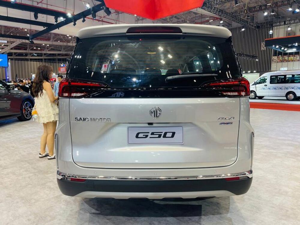 MG G50 nhìn chéo từ phía sau