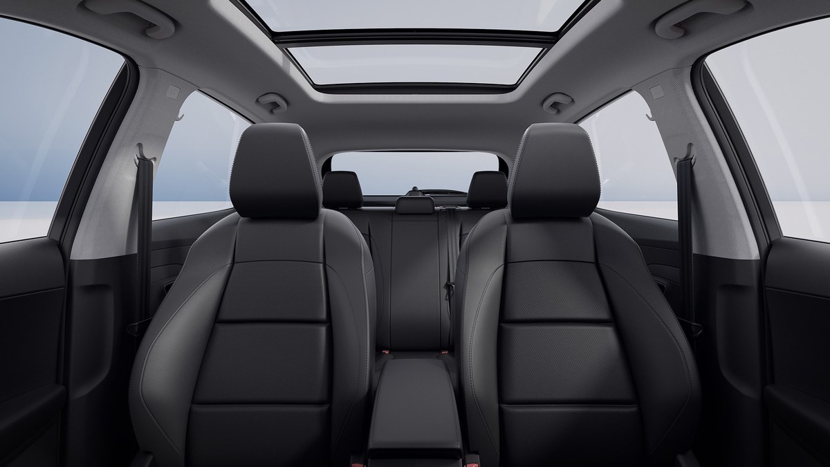 Không gian cabin MG All New ZS với cửa sổ trời Panorama