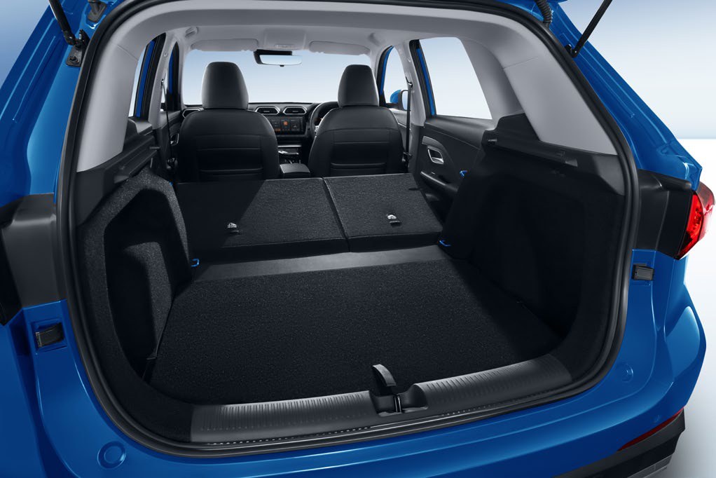 Cốp xe MG All New ZS với ghế sau gập phẳng